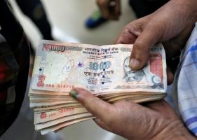नोट बंदी की मार 
