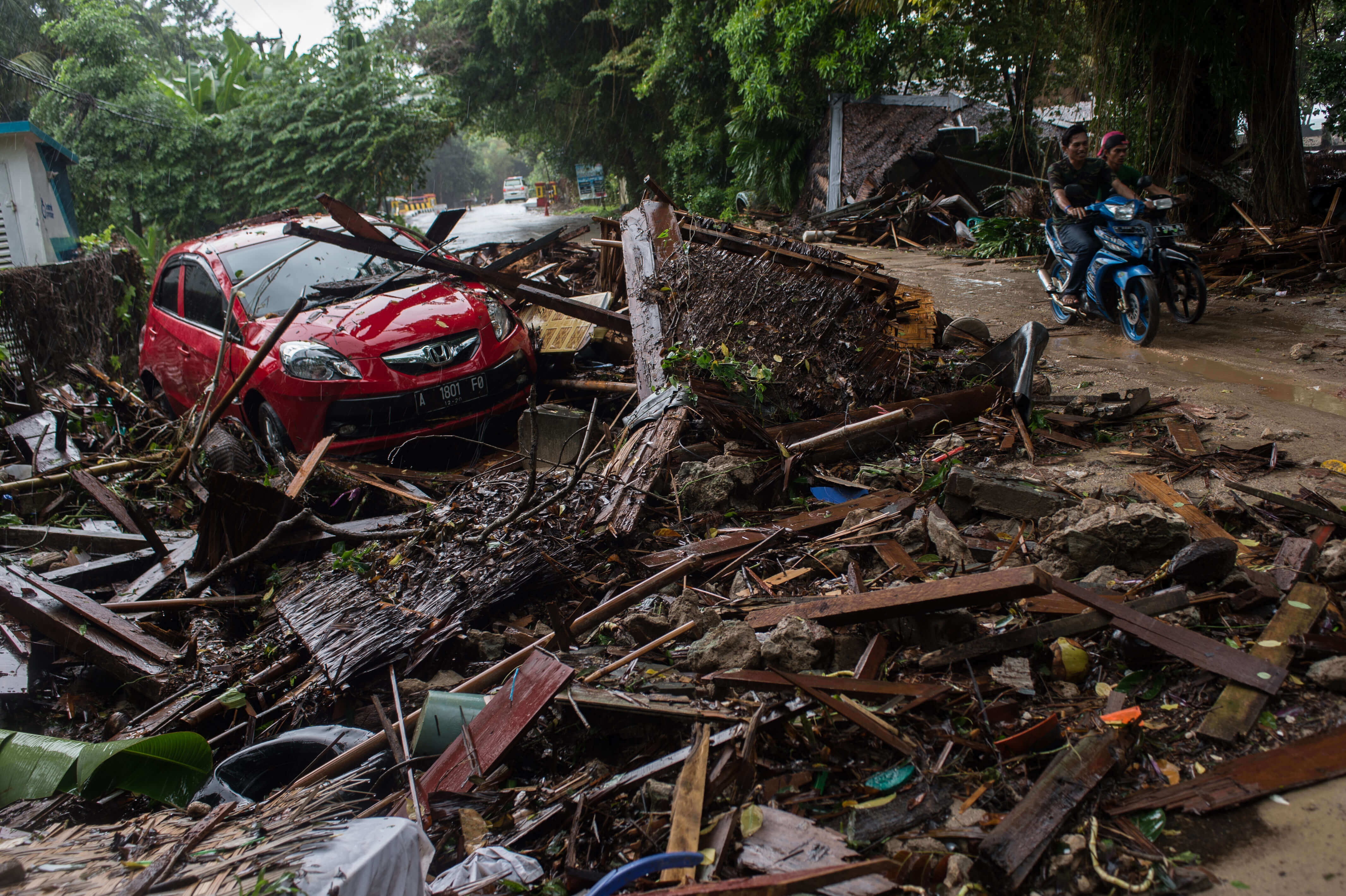 tsunami Indonesia