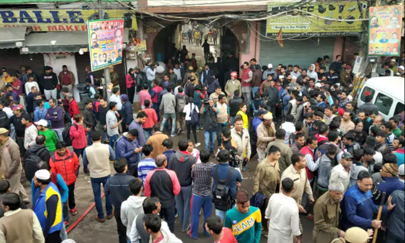 delhi fire