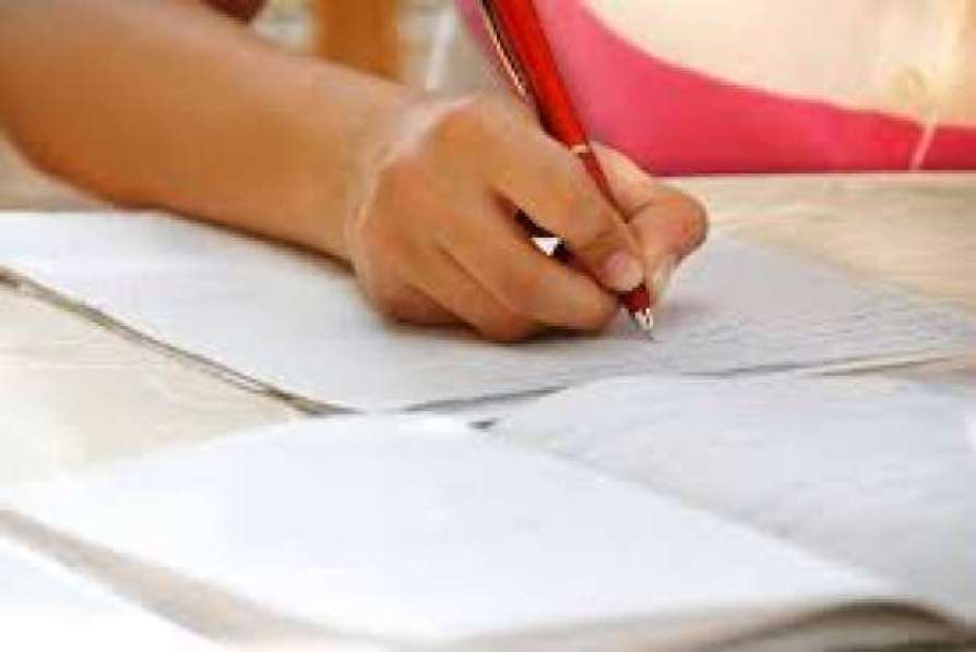 bihari-migrant-woman-tops-malayalam-literacy-exam-in-kerala 