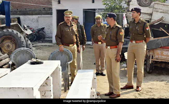क्वारंटाइन में मज़दूरों को खाना न मिलने पर ग्राम प्रधान को जेल भेजा गया