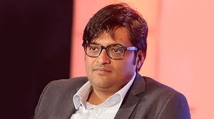 पीड़ित परिवार का आरोप- अर्नब की वजह से जांच को दबाया गया