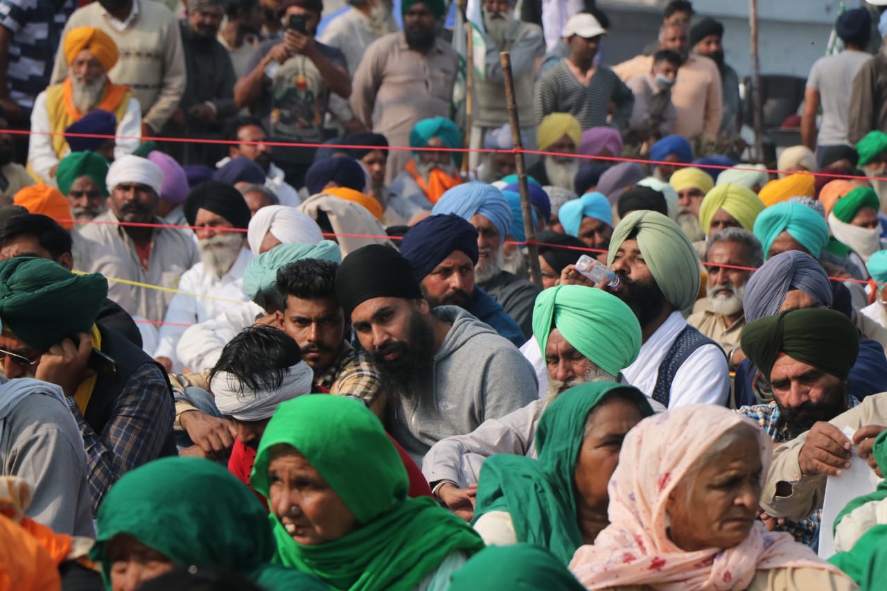 किसान आंदोलन: यह किसानों और जवानों की साझा लड़ाई है