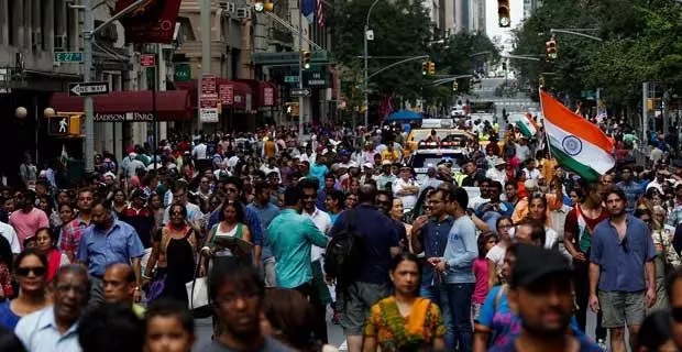 मैं श्वेत नहीं हूँ, और ज़ाहिर तौर पर मैं 'अश्वेत' भी नहीं हूँ