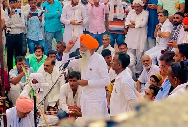 एमएसपी की बढ़ोतरी को किसानों ने बताया जुमलेबाज़ी, कृषि मंत्री के बयान पर भी ज़ाहिर की नाराज़गी
