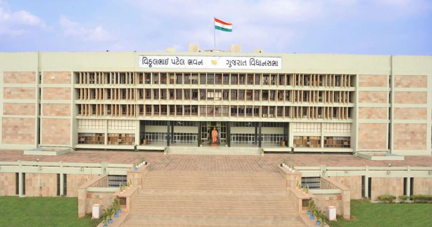 2022 विधानसभा चुनाव से पहले दक्षिण गुजरात में  पटेलों को लुभाने पर आप-भाजपा का ज़ोर