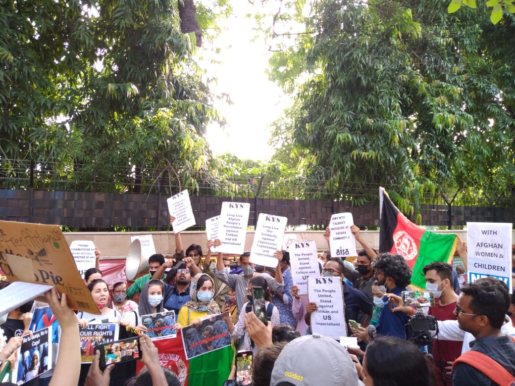 अफगानियों के साथ खड़े हुए मानवाधिकार संगठन, दिल्ली सहित देश के कई राज्यों में प्रदर्शन 