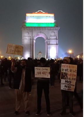india gate.JPG