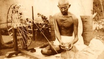 शीर्ष राजनेताओं के दल से इतर विचार
