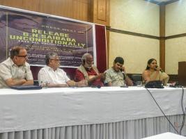 सामाजिक कार्यकर्ताओं ने कहा, "एन साईंबाबा को तत्काल रिहा करो!" 