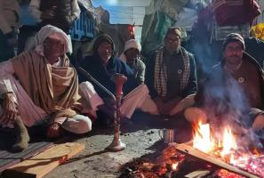 महेंद्र सिंह टिकैत और ऐतिहासिक बोट क्लब आंदोलन की याद दिलाते प्रदर्शनकारी किसान