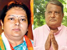 शिखा मित्रा और तरुण साहा। इन दोनों नेताओं ने बीजेपी के टिकट से इंकार कर दिया है। 