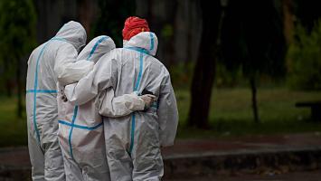 कोरोना अपडेट: देश में लगातार तीसरे दिन भी 4 लाख से ज़्यादा नए मामले, 4,187 मरीज़ों की मौत
