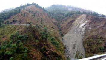 जलवायु परिवर्तन : बेलगाम विकास से बर्बाद होता इकोसिस्टम